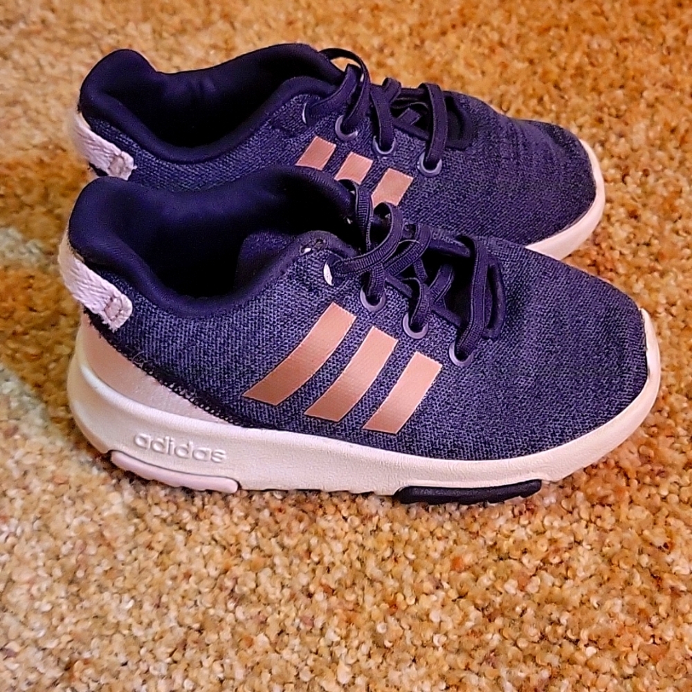 Size 8K like new Adidas shoes